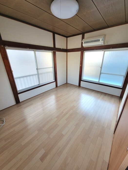 物件内観写真10　(居室)