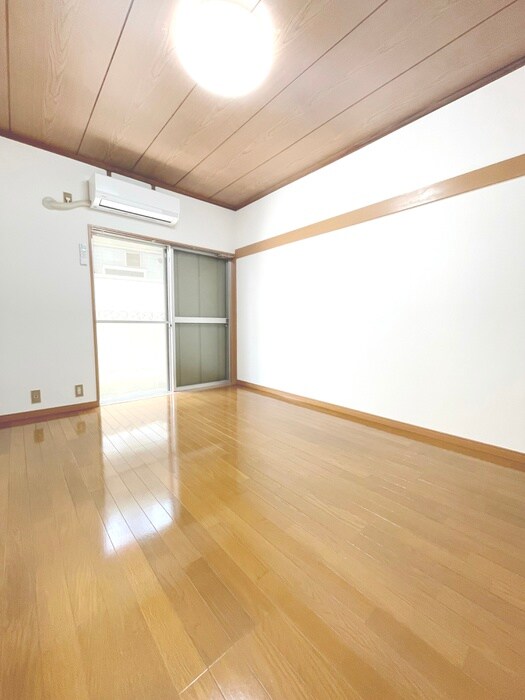 物件内観写真22　(居室)