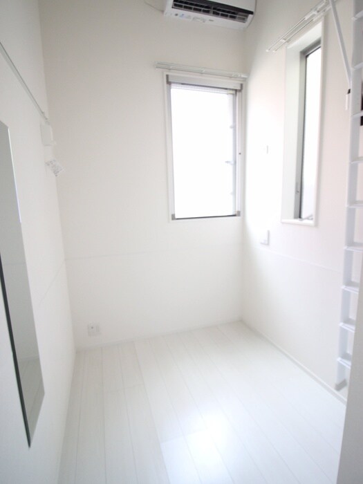 物件内観写真19　(室内からの展望)