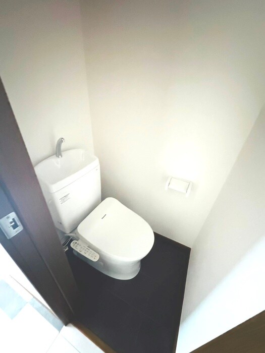 物件内観写真17　(トイレ)