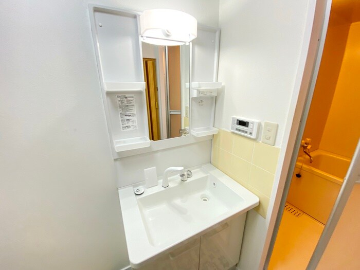 物件内観写真12　(洗面)