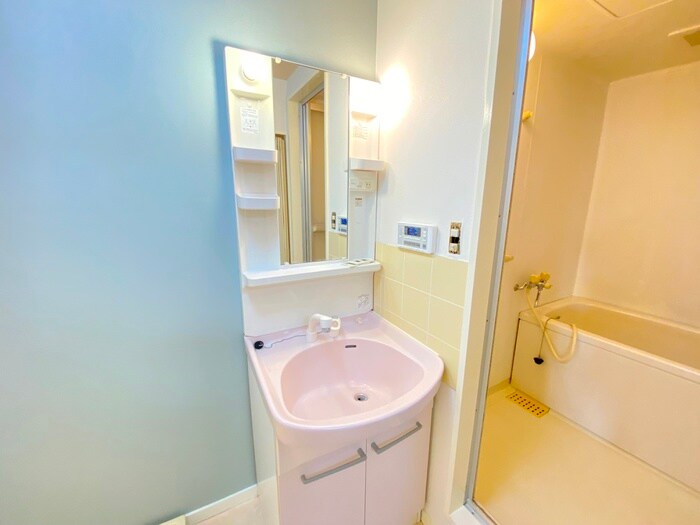 物件内観写真12　(洗面)