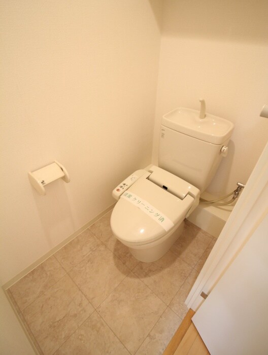 物件内観写真15　(トイレ)