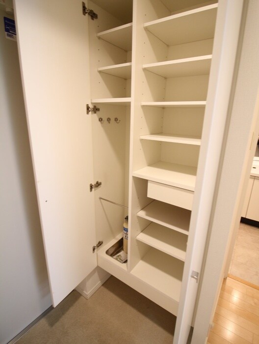 物件内観写真16　(靴箱)