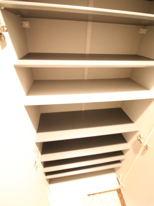 物件内観写真17　(靴箱)