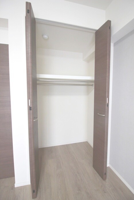 物件内観写真12　(収納)