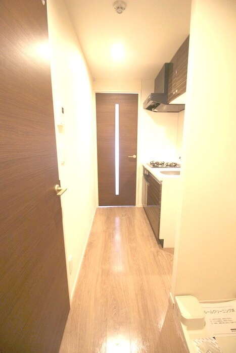 物件内観写真15　(廊下)