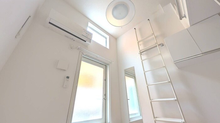 物件内観写真10　(居室)