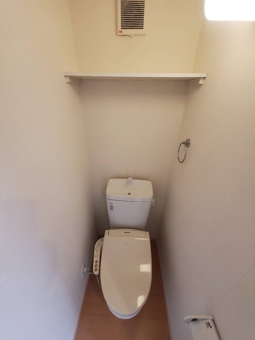 物件内観写真11　(トイレ)