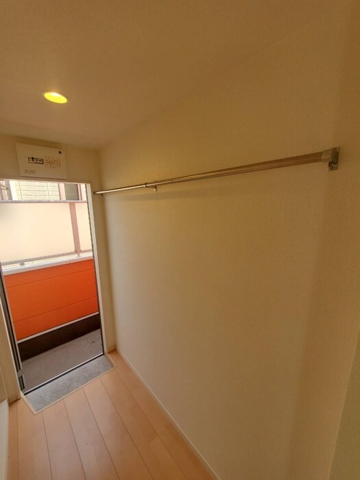 物件内観写真19　(廊下)