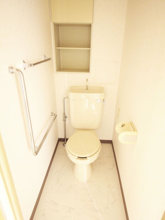 物件内観写真15　(トイレ)