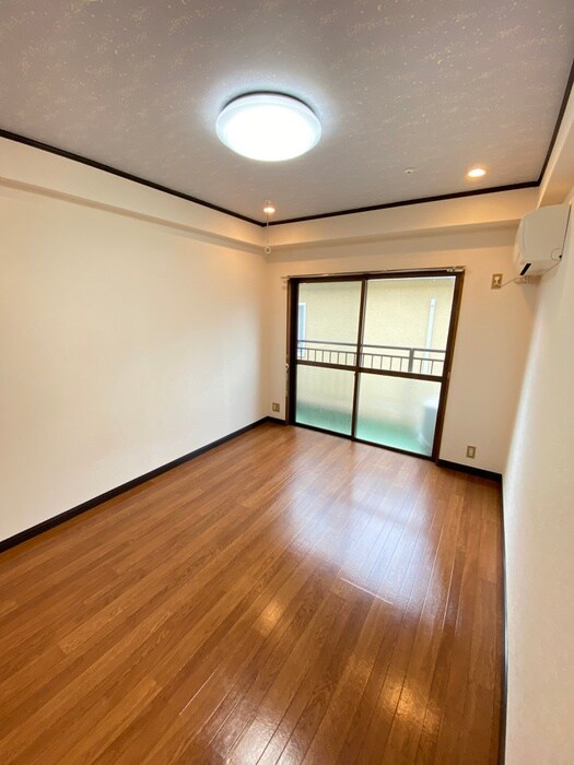 物件内観写真13　(居室)