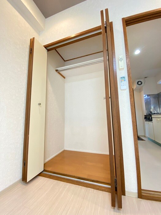 物件内観写真16　(収納)