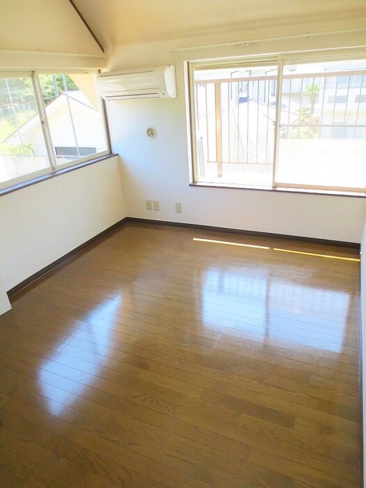 物件内観写真9　(居室)