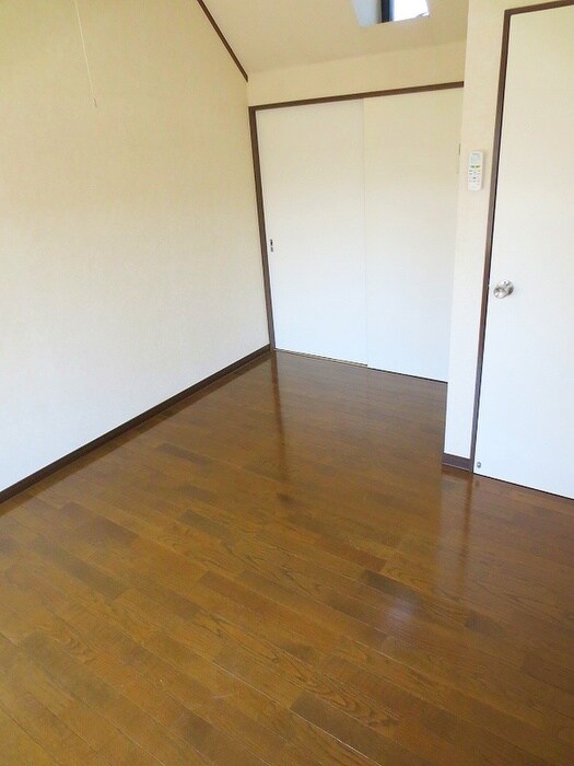 物件内観写真11　(居室)