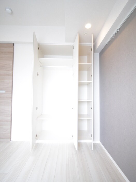 物件内観写真11　(居室)