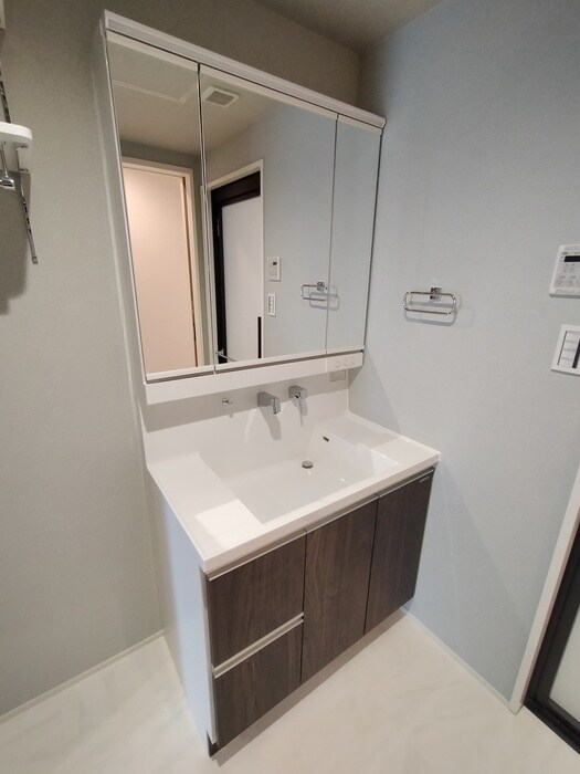 物件内観写真13　(洗面)