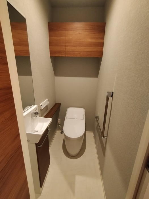 物件内観写真14　(トイレ)