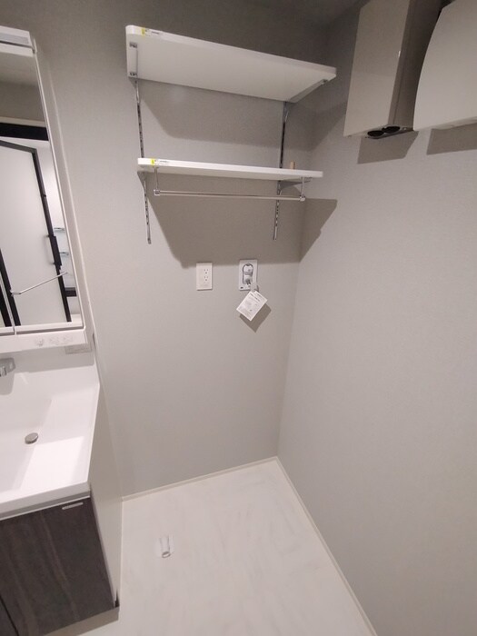 物件内観写真15　(洗濯機置場)