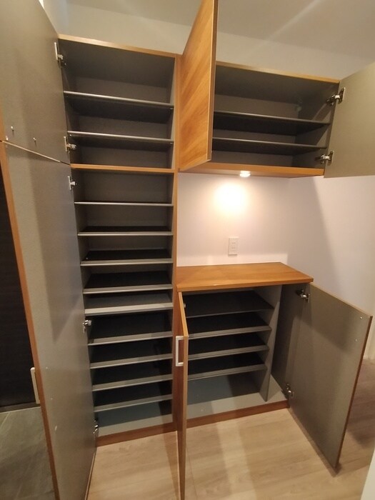 物件内観写真17　(靴箱)