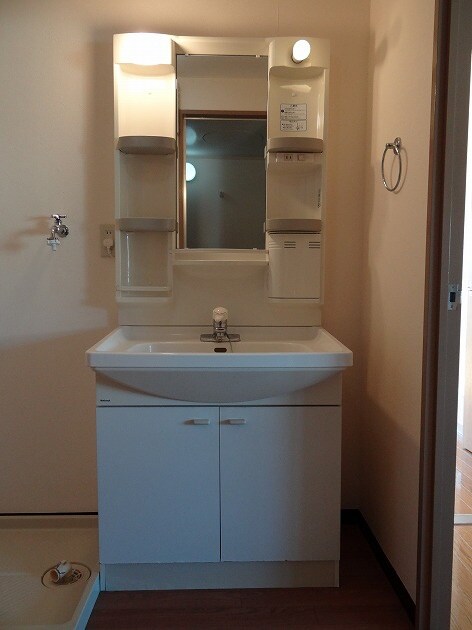 物件内観写真6　(洗面)