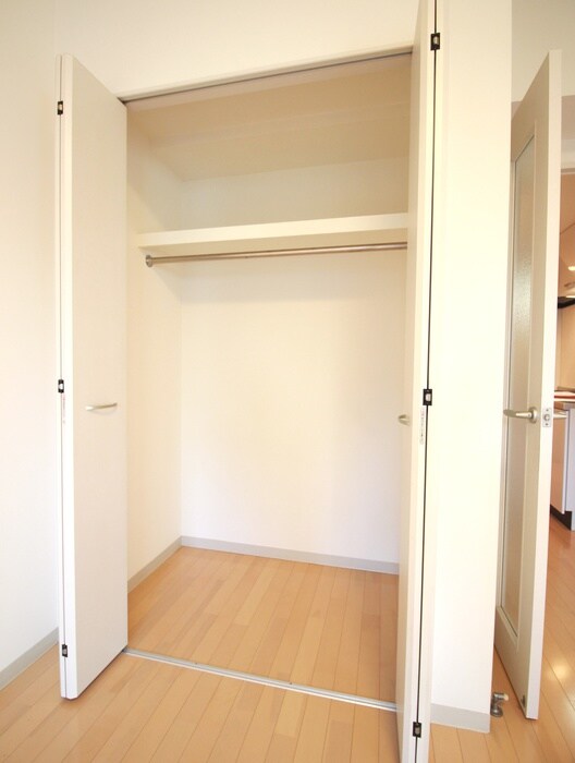 物件内観写真9　(収納)