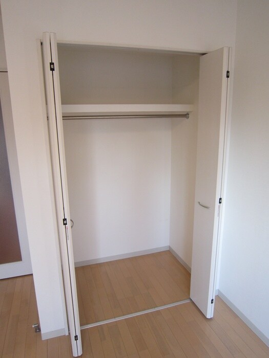 物件内観写真10　(収納)