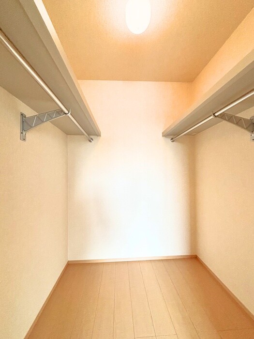 物件内観写真11　(収納)