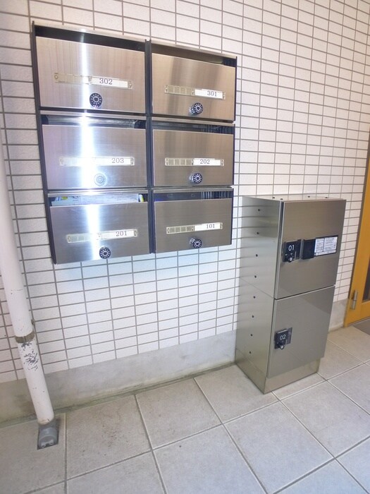 物件外観写真4　(建物設備)