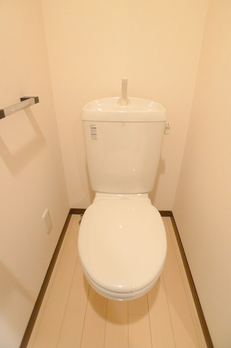 物件内観写真18　(トイレ)