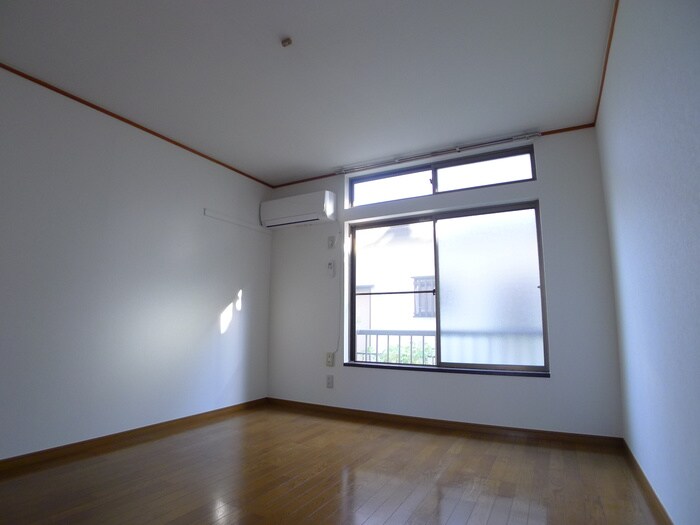 物件内観写真19　(居室)