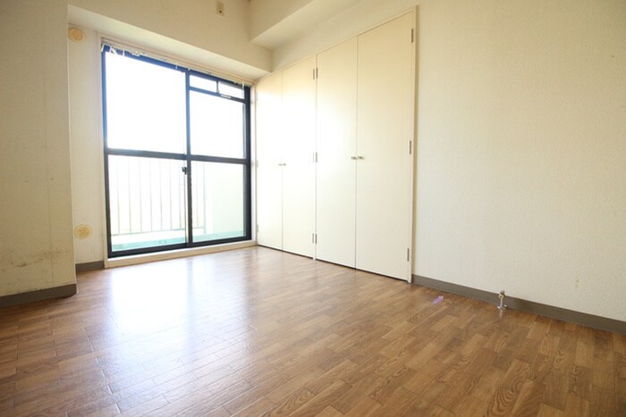 物件内観写真10　(居室)