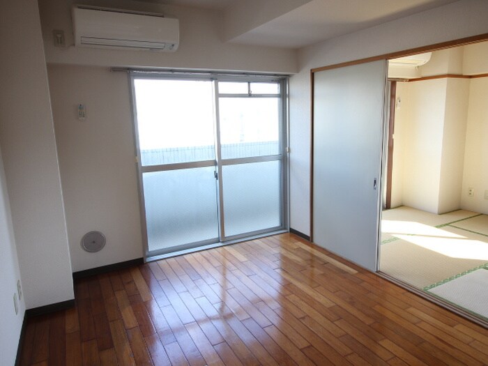 物件内観写真9　(居室)