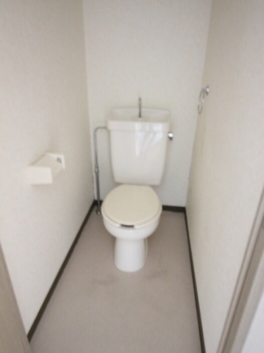 物件内観写真14　(トイレ)