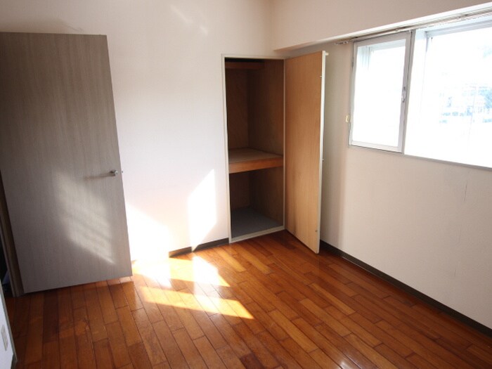 物件内観写真17　(居室)