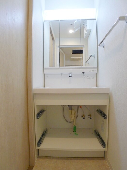 物件内観写真11　(洗面)