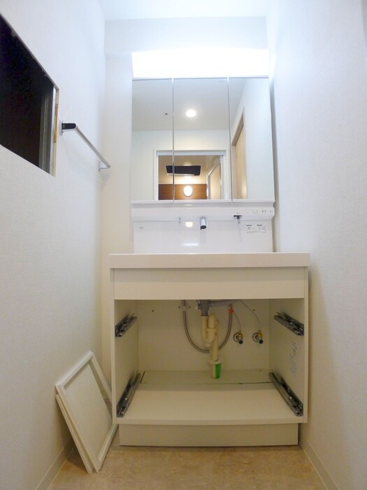 物件内観写真11　(洗面)