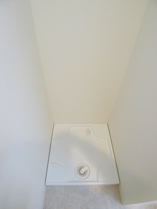 物件内観写真12　(洗濯機置場)