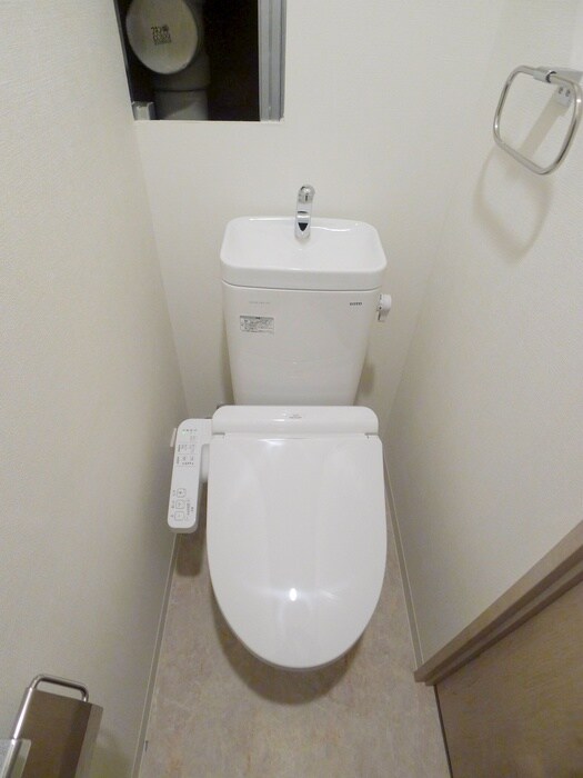 物件内観写真14　(トイレ)