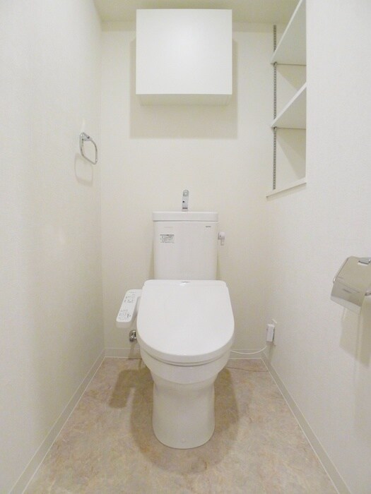 物件内観写真14　(トイレ)
