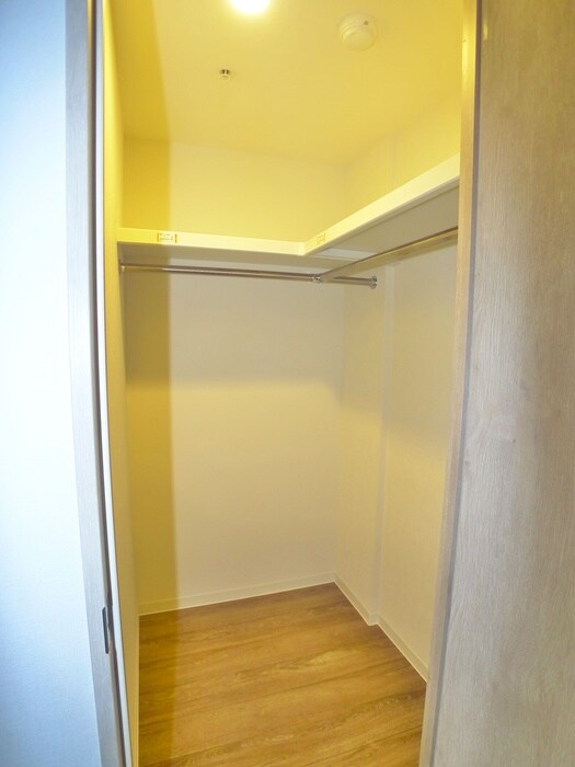 物件内観写真15　(収納)