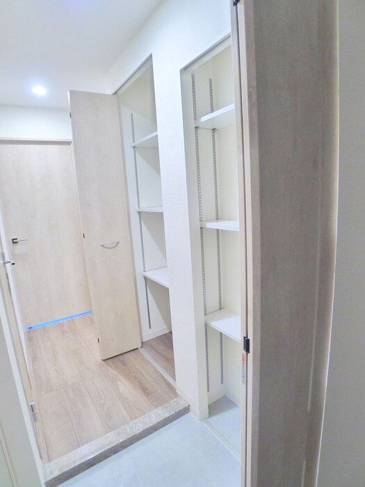 物件内観写真20　(収納)