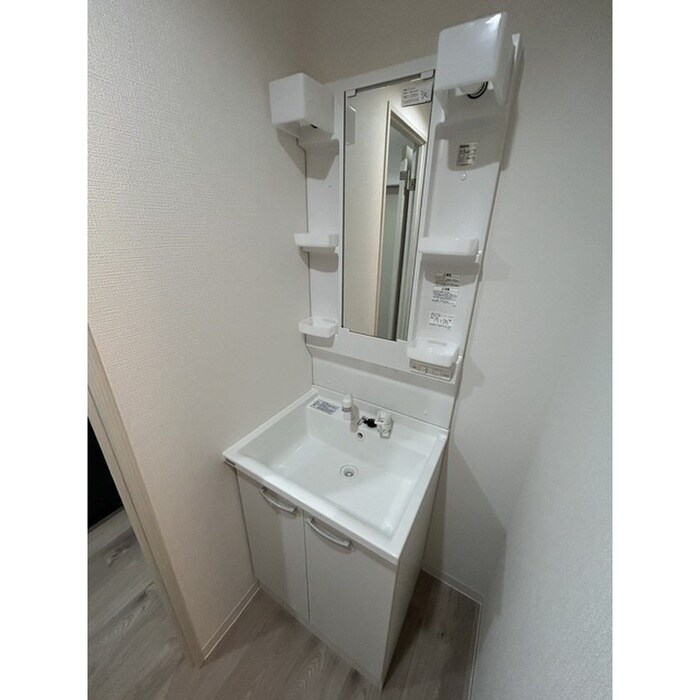 物件内観写真8　(洗面)