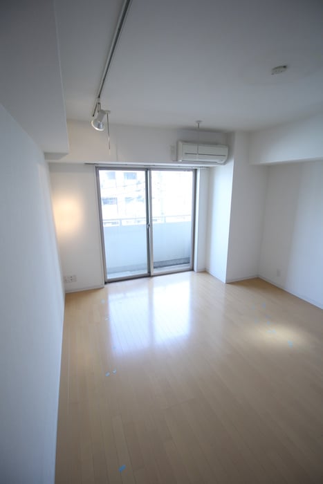 物件内観写真11　(居室)