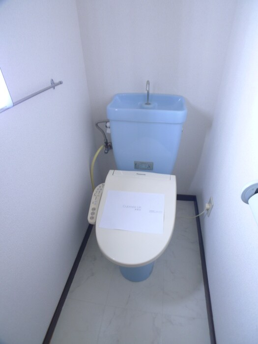 物件内観写真8　(トイレ)