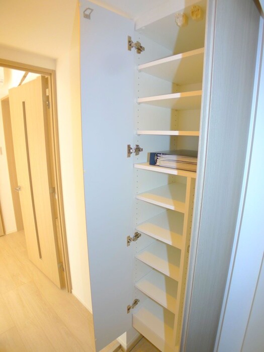 物件内観写真15　(靴箱)