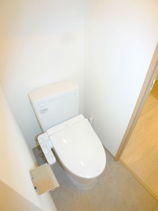 物件内観写真17　(トイレ)