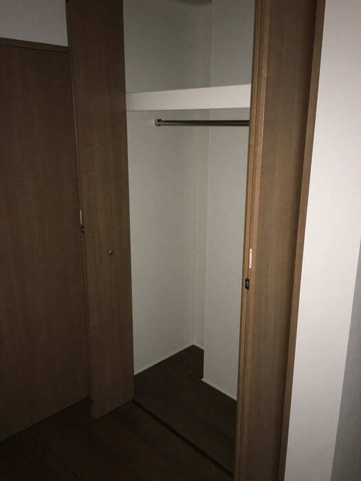 物件内観写真12　(収納)