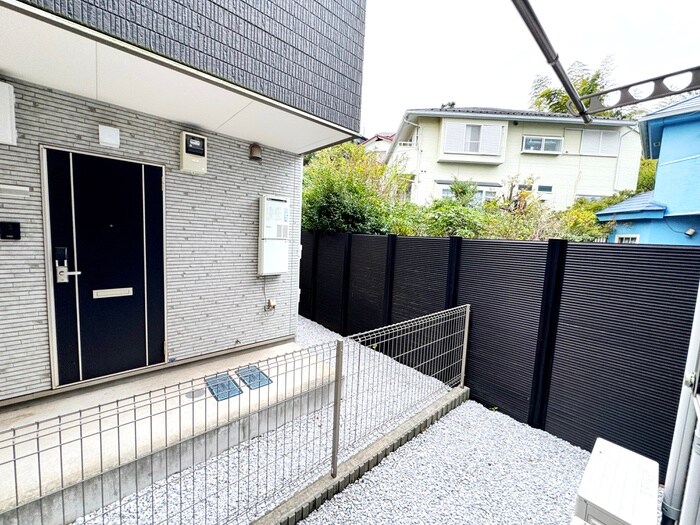 物件内観写真17　(室内からの展望)