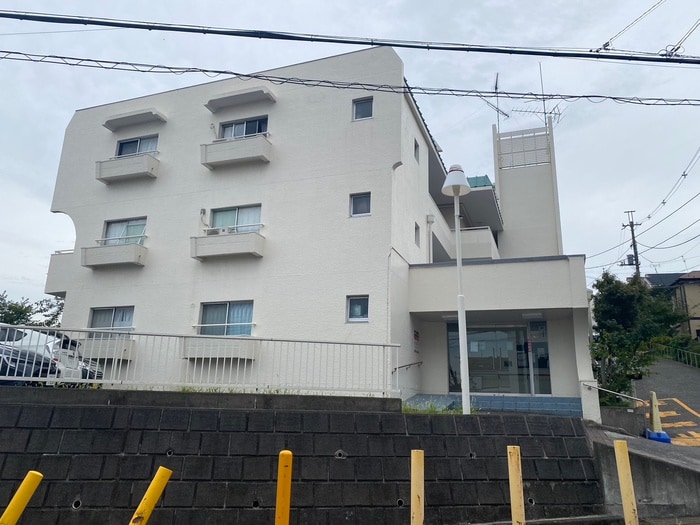 玉川学園マンションB棟（306）の物件外観写真